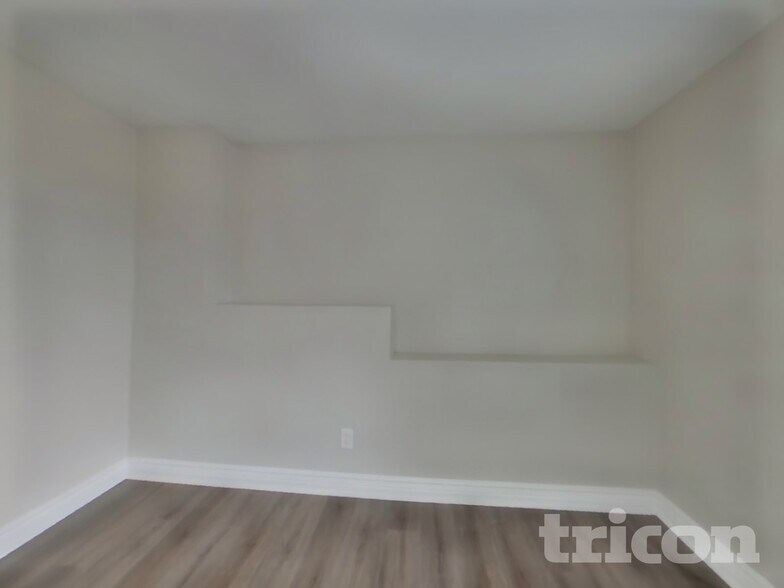 Building Photo - 4318 Sunridge Dr