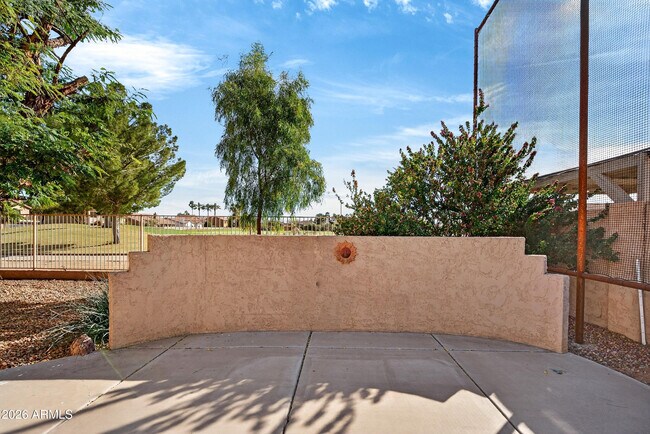 Building Photo - 1365 E Betsy Ln