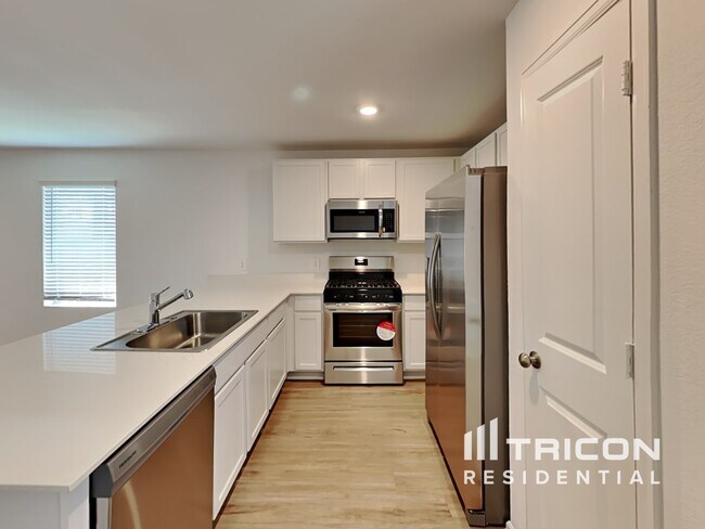 Building Photo - 3009 Twisted Myrtle Dr