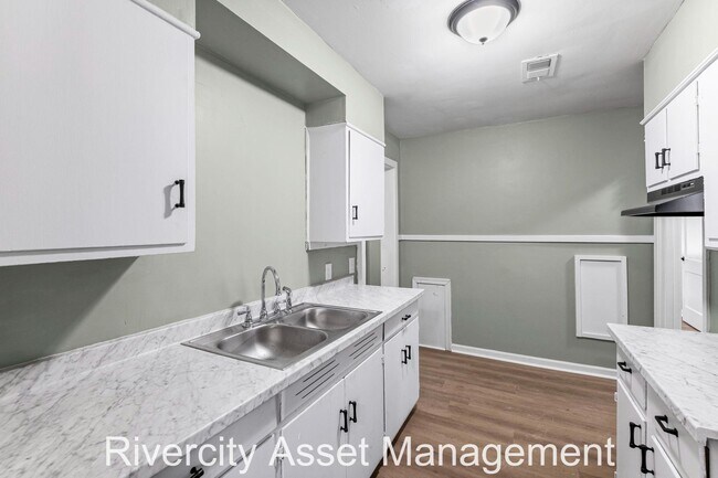 Building Photo - 4279 Ferndale Rd