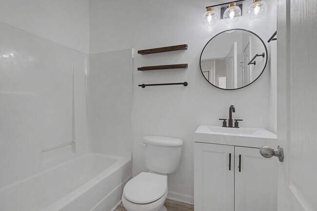 Building Photo - 1857 Woodland Pointe Dr