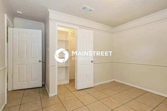Building Photo - 4 Bedroom Pet-Friendly Home in Spring, TX with Main Street Renewal