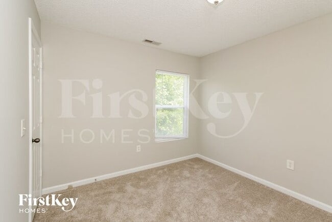 Building Photo - 4804 Abercromby St