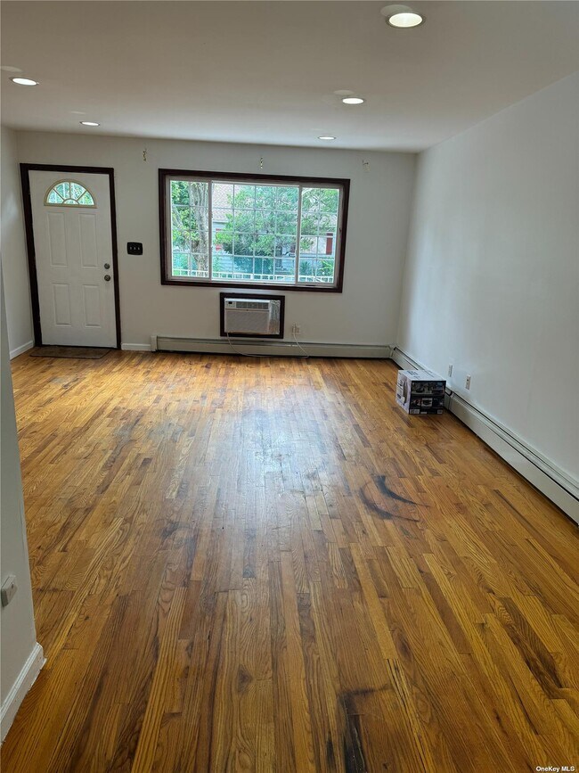 Building Photo - 119-26 153rd St