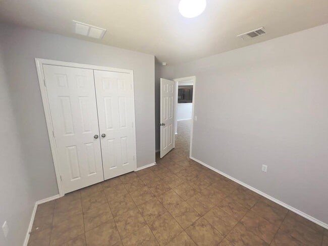 Building Photo - 5813 Knoll Pines Pass