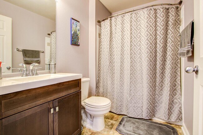 Building Photo - 8114 Anna Ct