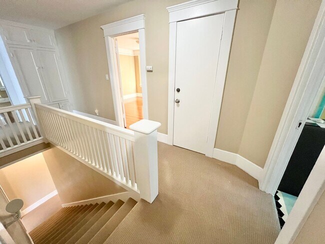 Building Photo - Timeless Two-Story Charm in the Heart of Bluff Park