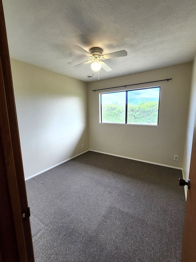 Building Photo - 62-2436 A Kawaihae Rd - Waimea Landmark Estates