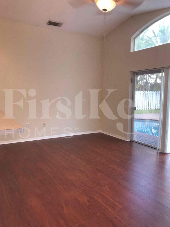 Building Photo - 2851 SW 193rd Terrace