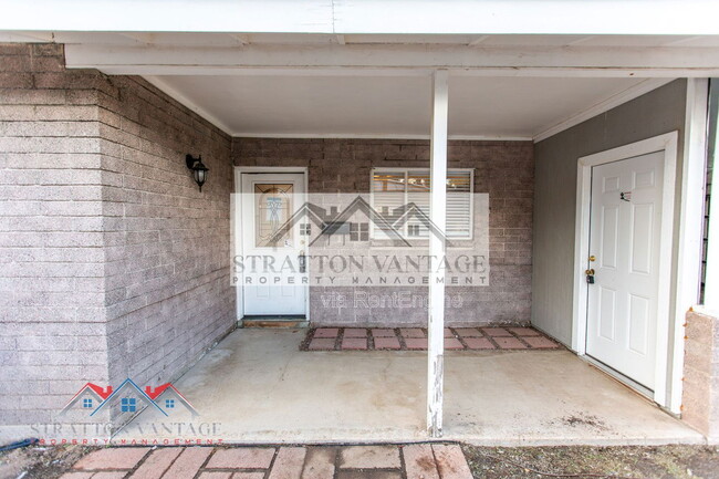 Building Photo - 5142 N 18th Pl