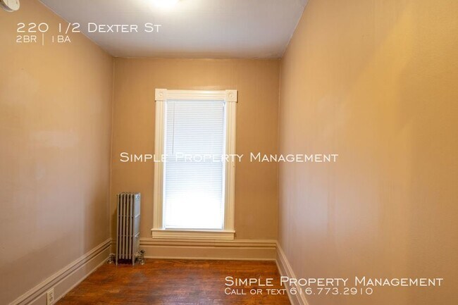 Building Photo - 2 Bed 1 Bath Apartment In Ionia