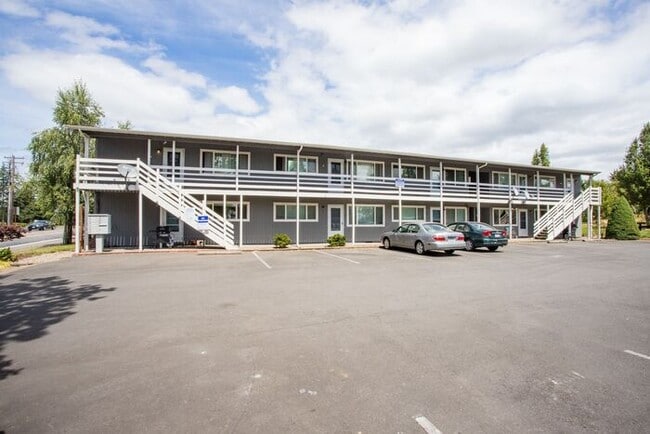 Building Photo - 2bed/1bath Available NOW! SPRING SPECIAL 1...