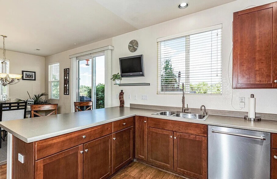 Building Photo - 17381 Waterhouse Cir