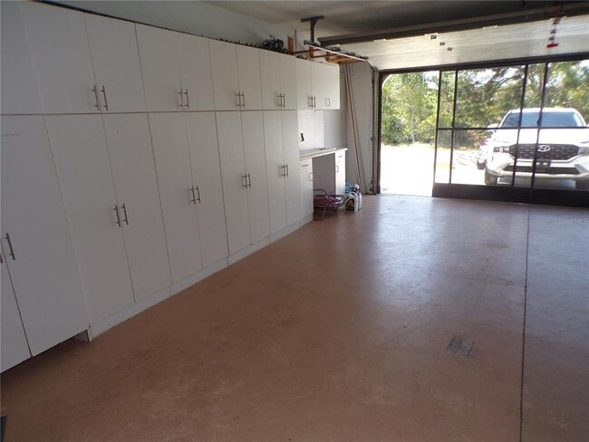 Building Photo - 15624 Hennipen Cir