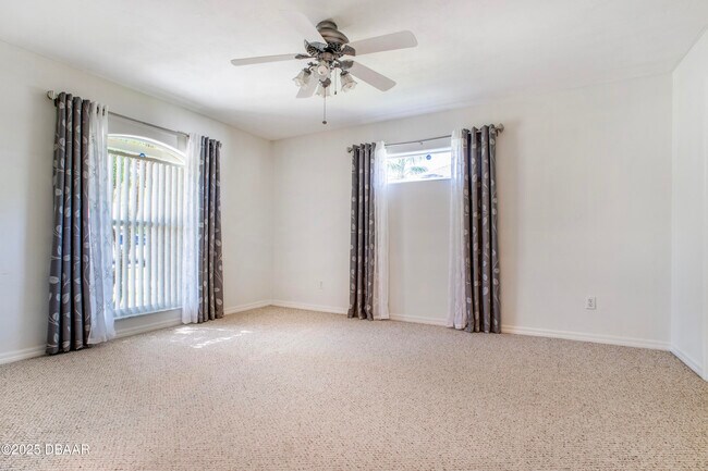 Building Photo - 6115 Sabal Point Cir