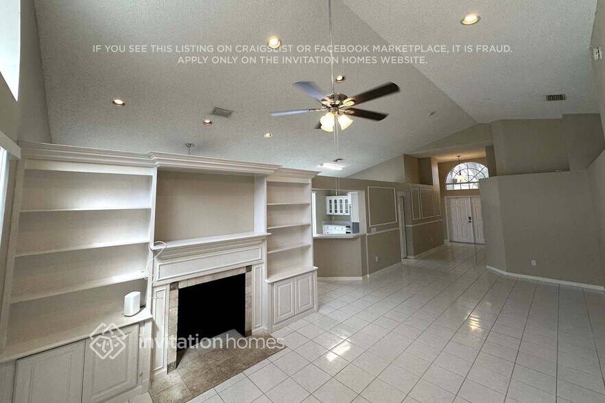 Building Photo - 7699 Thornlee Dr