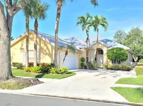 Building Photo - 2871 SW Brighton Way