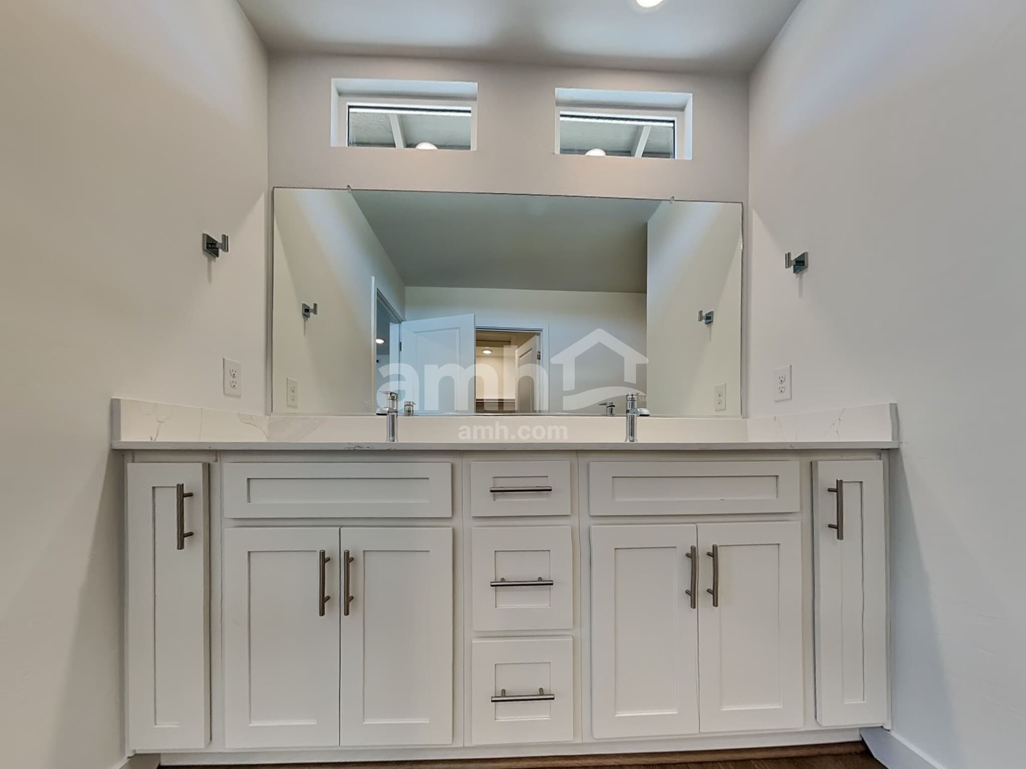 Building Photo - 9678 N Rancho Lozano