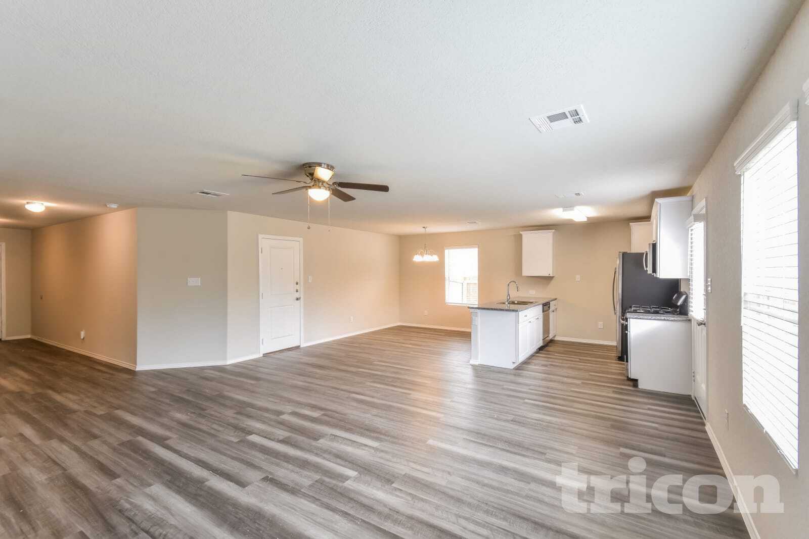 Building Photo - 8902 Lamus Wheel