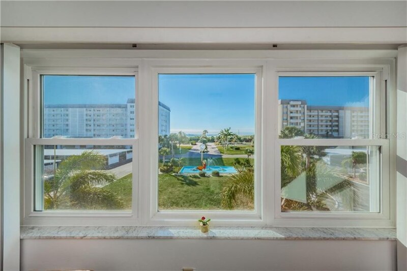 Building Photo - 8 Glencoe Pl