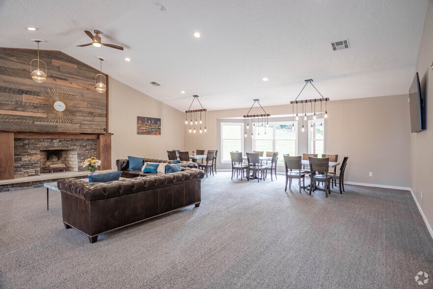 Hawthorn Club Apartments 485 Sycamore Ln Aurora OH 44202 Apartment