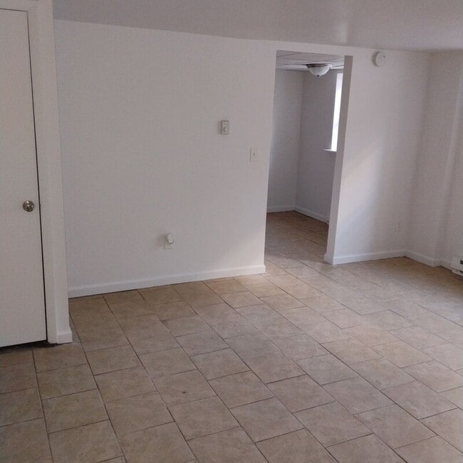 Building Photo - 190-192 S Allen Street - 6