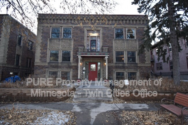 Building Photo - 3116 12th Ave S