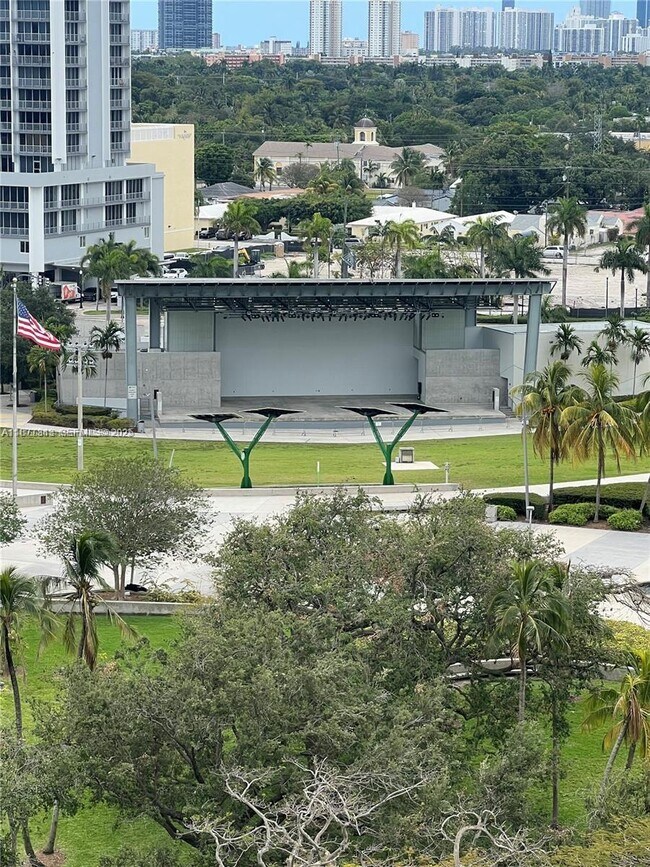 Building Photo - 1830 Radius Dr