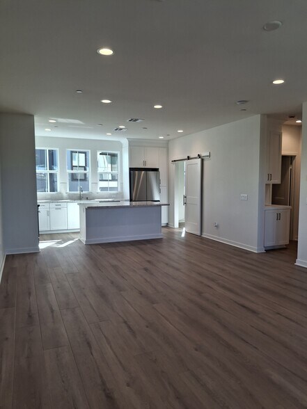 Building Photo - 4672 Catmint Ln