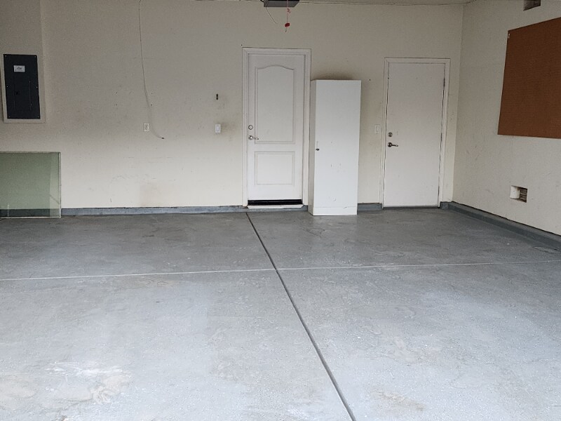 Building Photo - 2400 Tamalpais Ave
