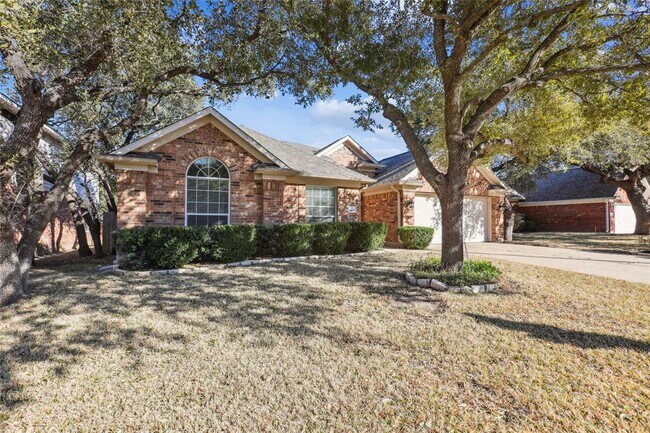 Building Photo - 3805 Pebble Ct