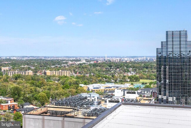 Building Photo - 5505 Seminary Rd