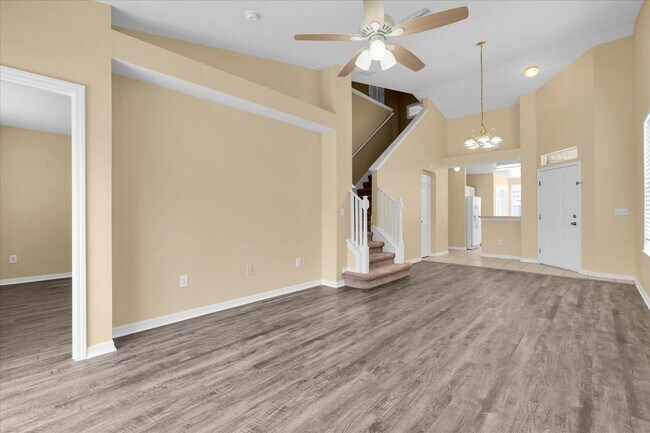 Building Photo - 9624 Carlsdale Dr