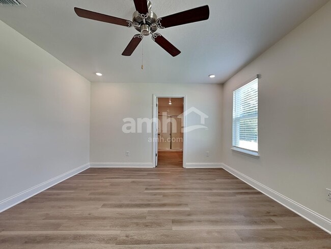 Building Photo - 940 Grafton Ridge Dr