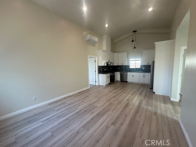 Building Photo - 24302 Darrin Dr