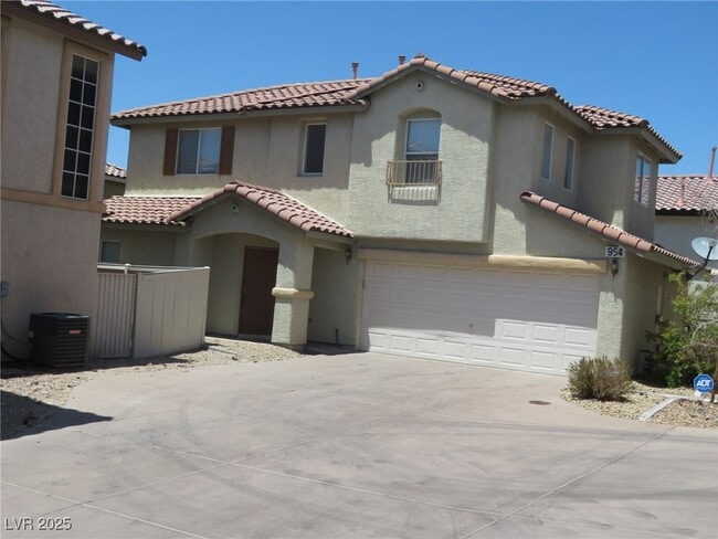 Primary Photo - 954 Coronado Peak Ave