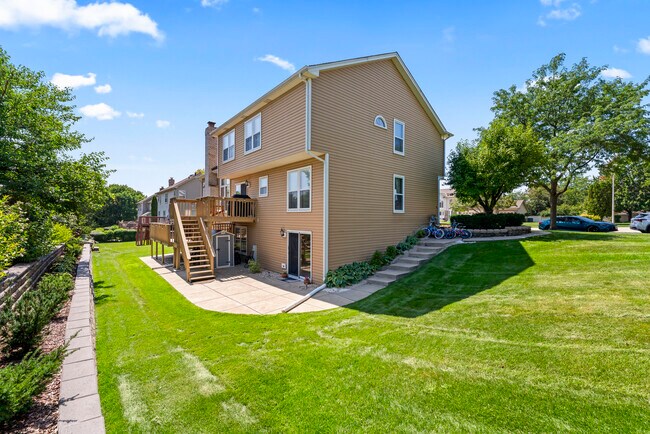 Building Photo - 707 Republic Ct