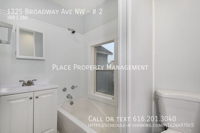 Building Photo - 1325 Broadway Ave NW