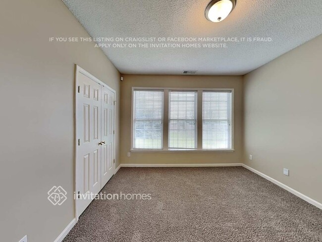 Building Photo - 1609 Heyford Cir NW