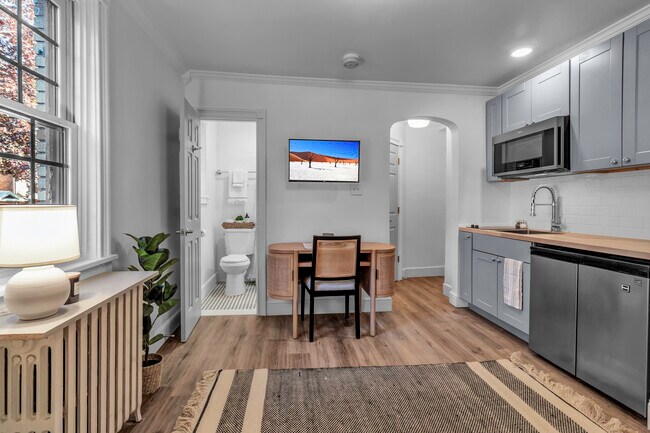 Building Photo - 23 Allen St