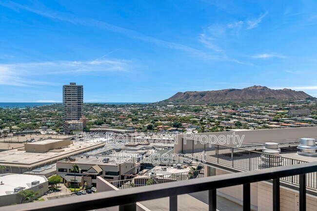 Building Photo - 4300 Waialae Ave