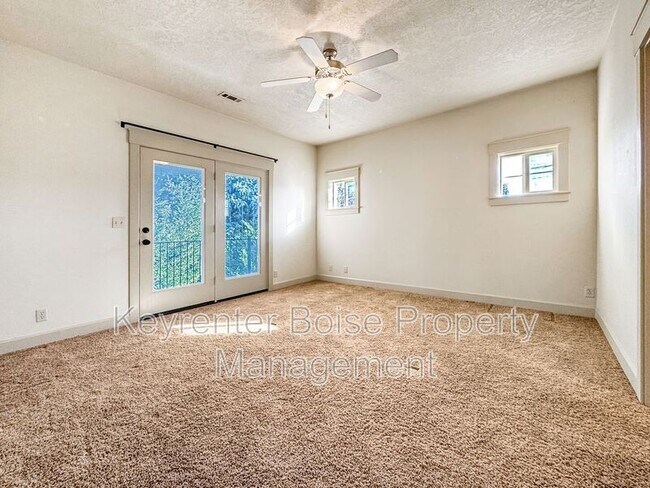 Building Photo - 7301 W Baron Ln
