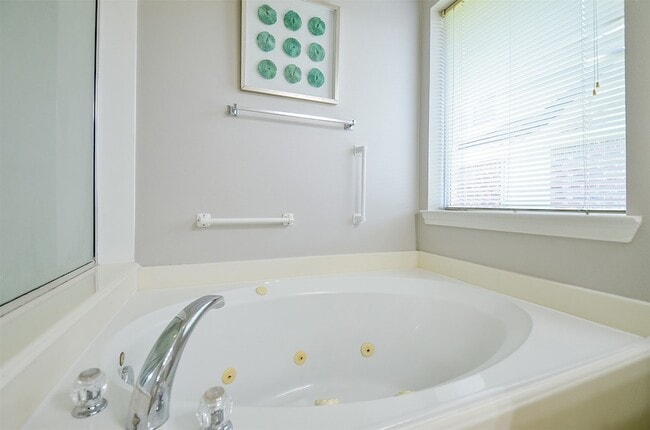 Building Photo - 20506 Port Bishop Ln