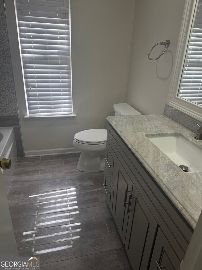 Building Photo - 4310 Wesley Way