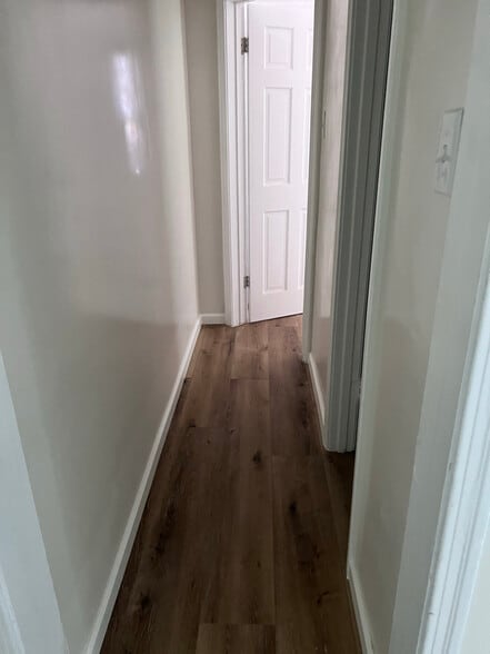 Building Photo - 1625 Ewing St