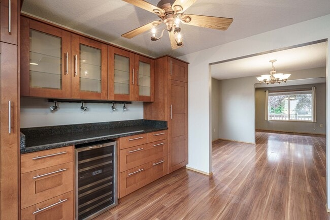 Building Photo - 3 Bedroom 2.5 Bath with workshop and fence...