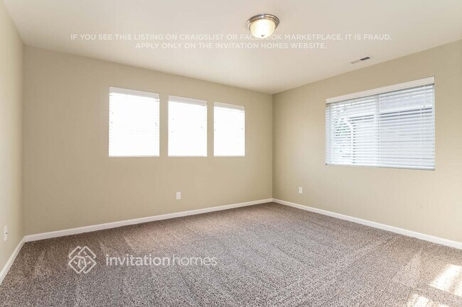 Building Photo - 16516 25th Ave Ct E