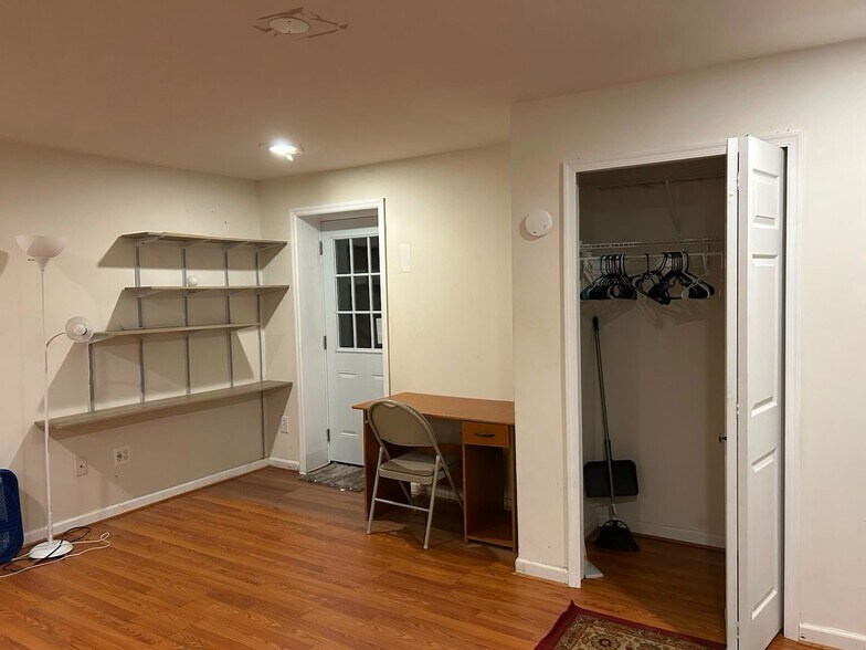 Building Photo - 14024 Sterling Point Dr