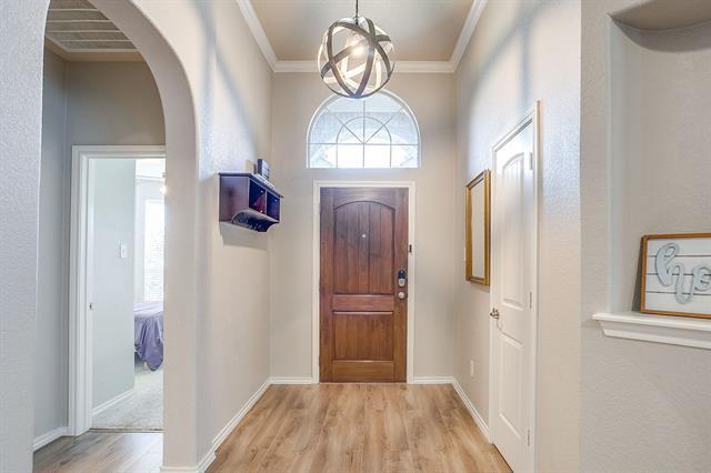 Building Photo - 2420 Priscella Dr
