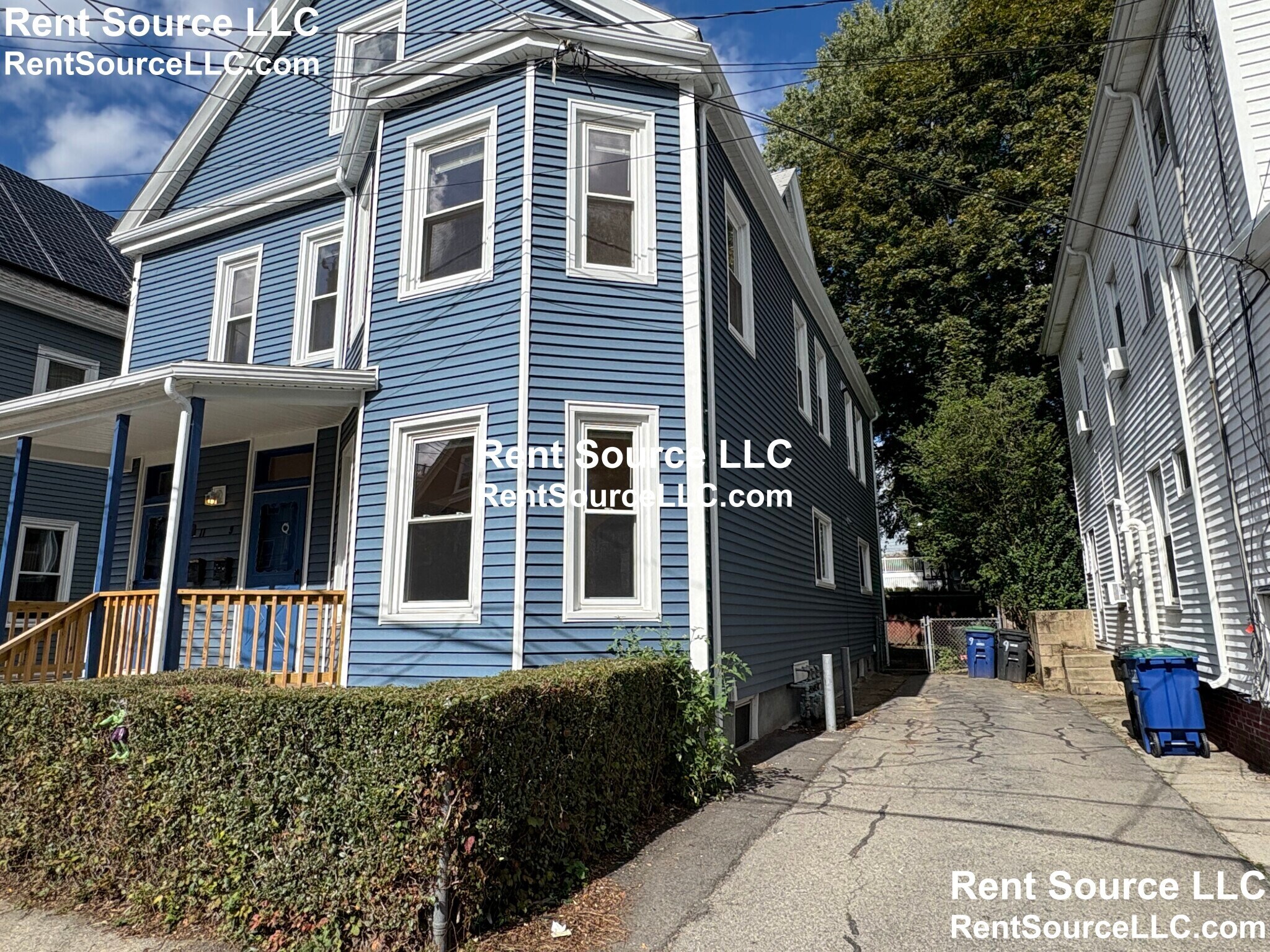 Building Photo - 9 Knapp St